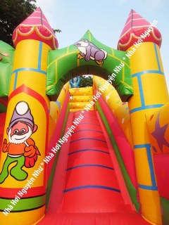 nhà hơi lâu đài